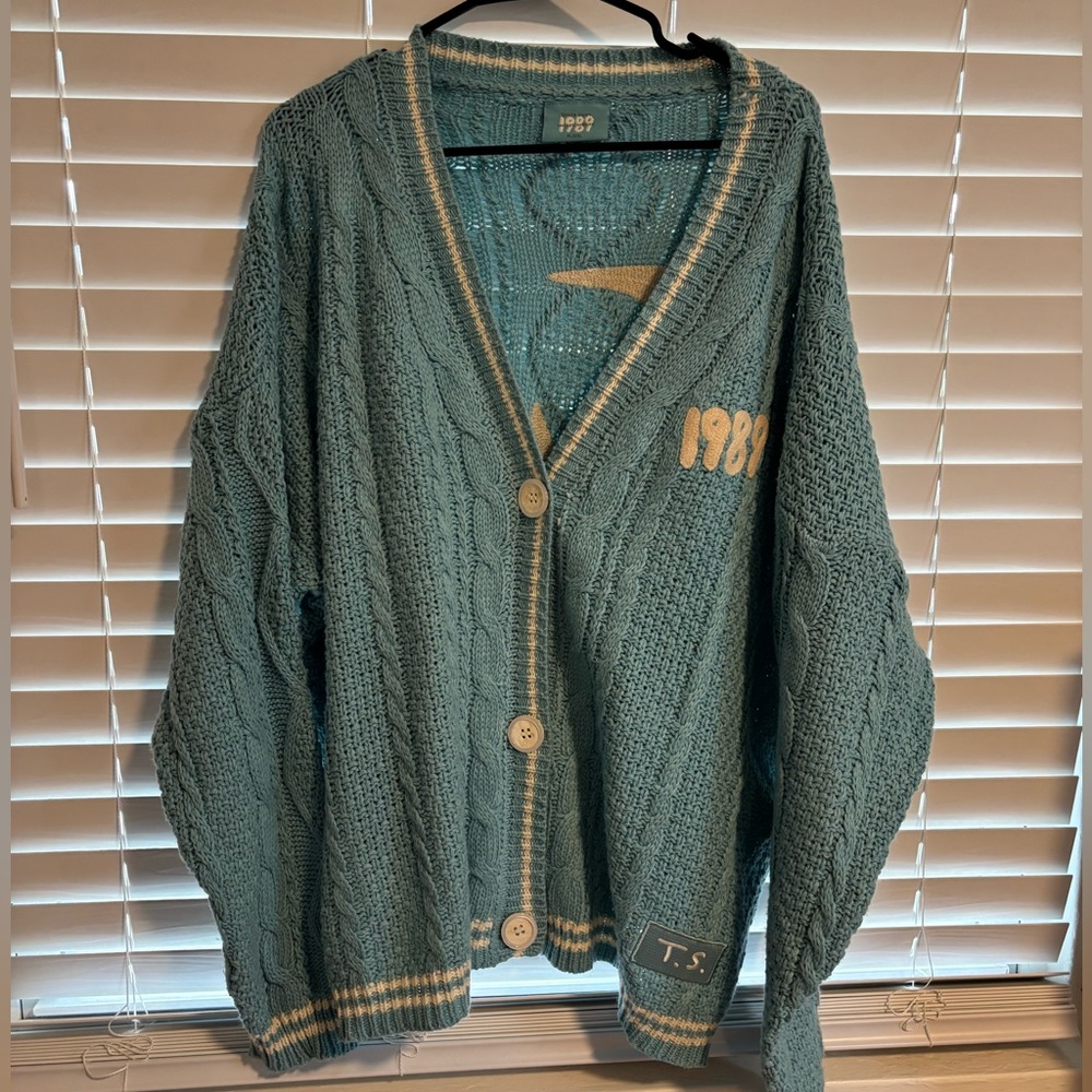 Taylor Swift 1989 Cardigan